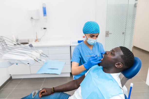 Best Emergency Tooth Extraction  in Lackland Af, TX